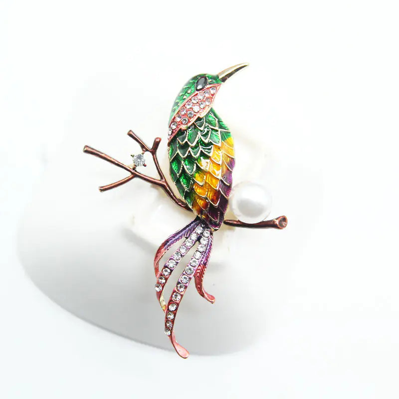 Fashionable Cute Flower and Bird Brooch in Alloy