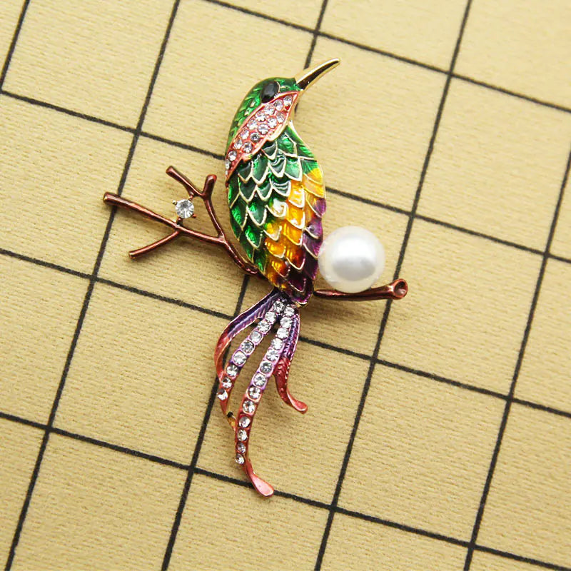 Fashionable Cute Flower and Bird Brooch in Alloy